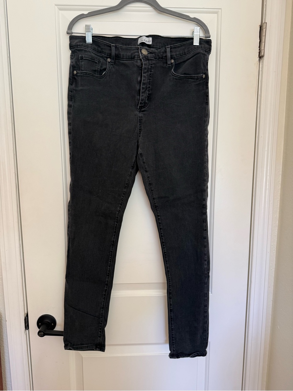 LOFT Black Skinny Jeans